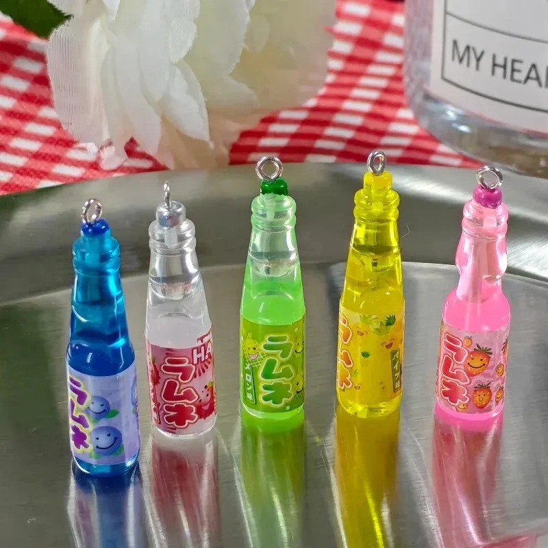 10 Pezzi Ciondoli in Resina a  - Resin Art Materials Kit recensione e prezzo